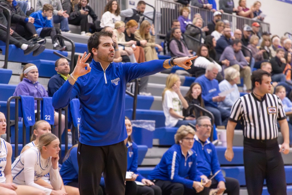 Bennington Badgers Sweep Blair in Basketball&nbsp;Doubleheader