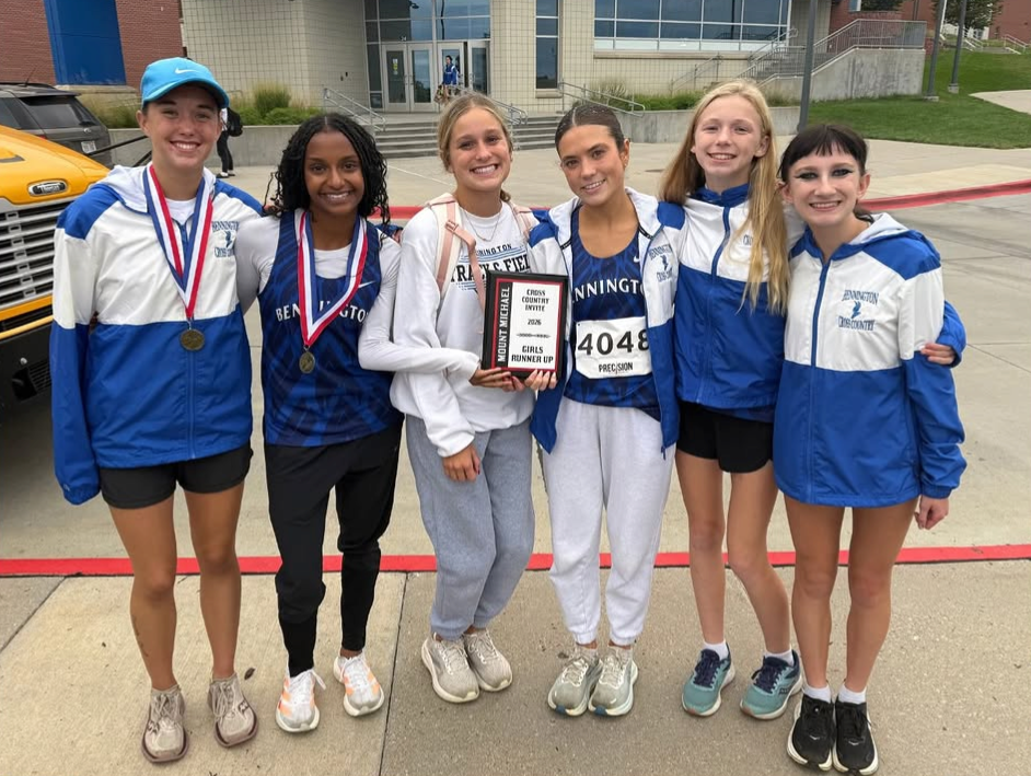 Girls Finish Runner-Up & Boys Make Progress at Mt. Michael Cross Country&nbsp;Invitational
